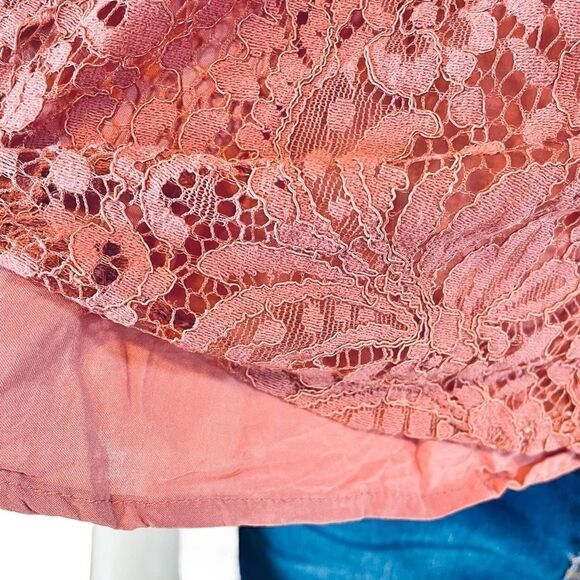 Hint of Mint Lace 3/4 Sleeve Blouse - Picture 9 of 10